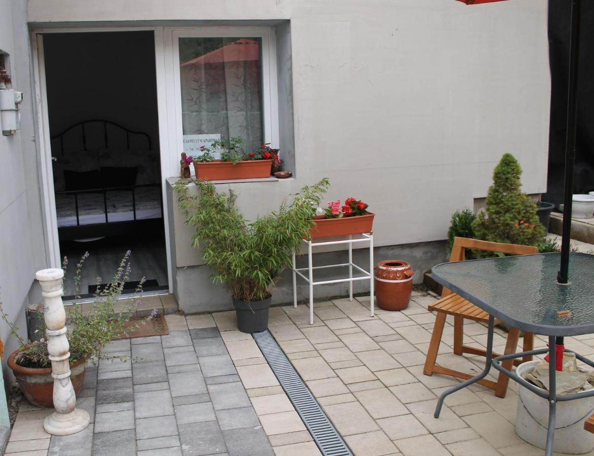 Castellum Apartman Hotel Keszthely Ngoại thất bức ảnh